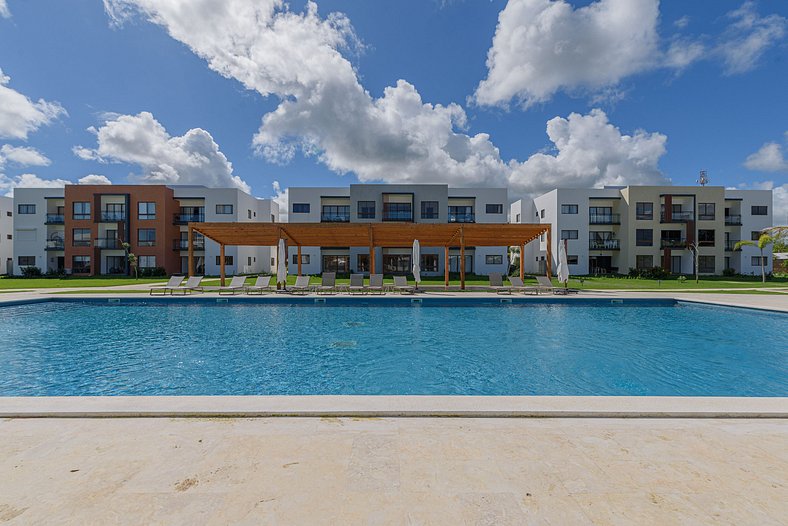 Dos habitaciones, piscina, gym y cerca de la playa