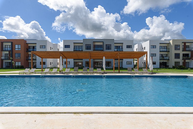 Dos habitaciones, piscina, gym y cerca de la playa