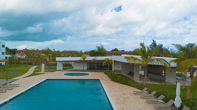 Dos habitaciones, piscina, gym y cerca de la playa