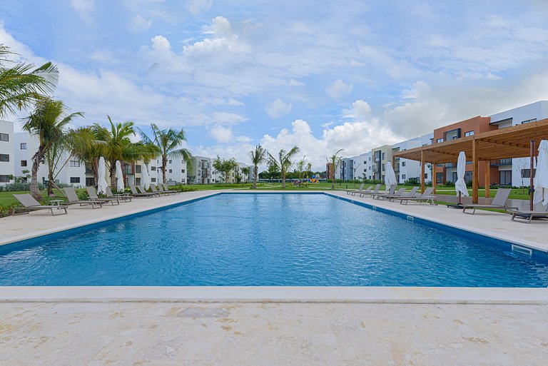 Piscina, acceso a playa, cerca Downtown Punta Cana